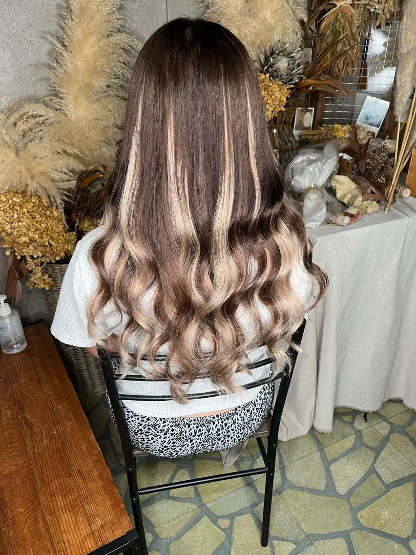 （毛量を増やしたい方向け🙋‍♀️）高品質エクステ40枚＋エクステ長さ調整カット💇🏻‍♀️の写真