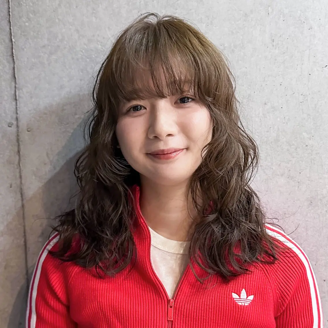 ミディアム カラー パーマ カット パーマ トリートメント 前野 日奈のヘアスタイル