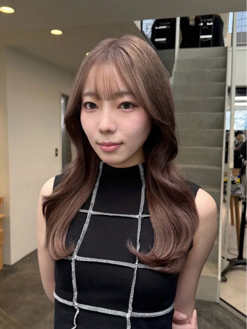 ロング カラー ブラウンカラー マロンブラウン ヘアカラー ブリーチ・ハイトーン 🪐✩serenaのヘアスタイル