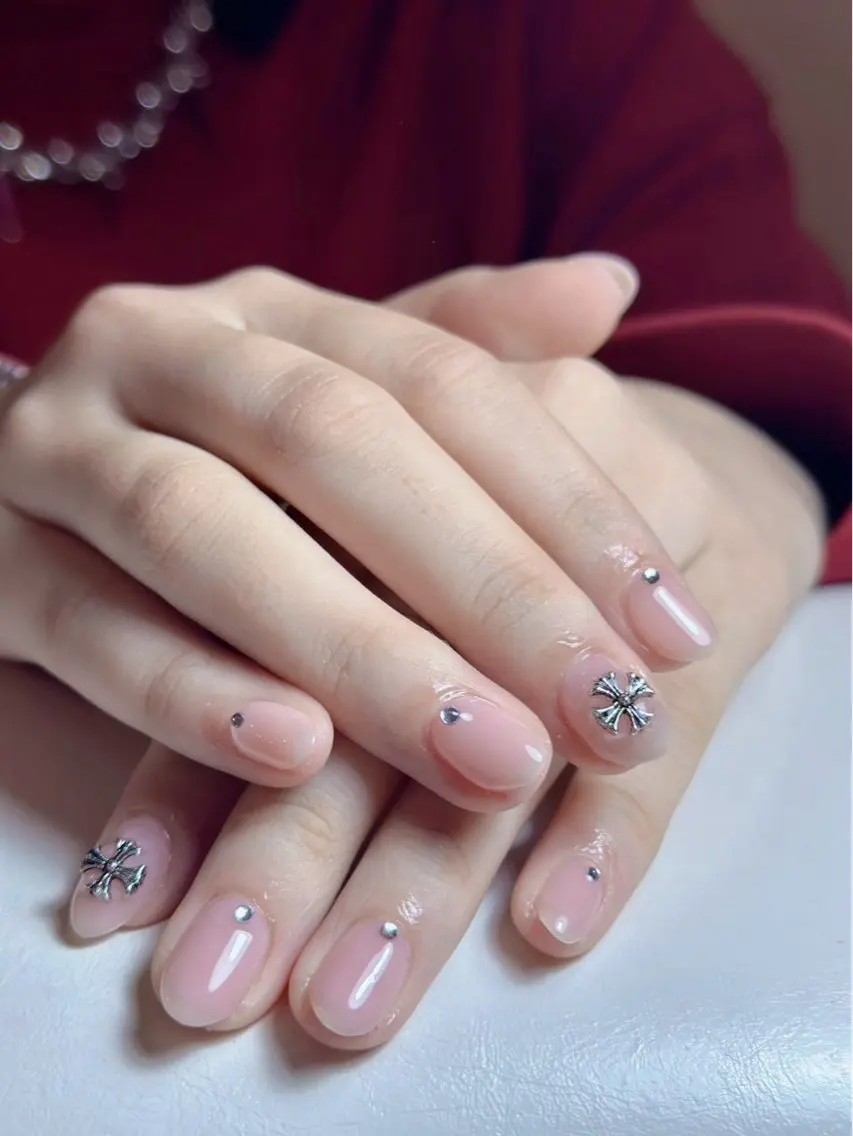 ネイル フレンチネイル 韓国ネイル シンプルネイル ワンホンネイル 冬ネイル ハンドネイル RAMU Nail 恵比寿店のネイルデザイン