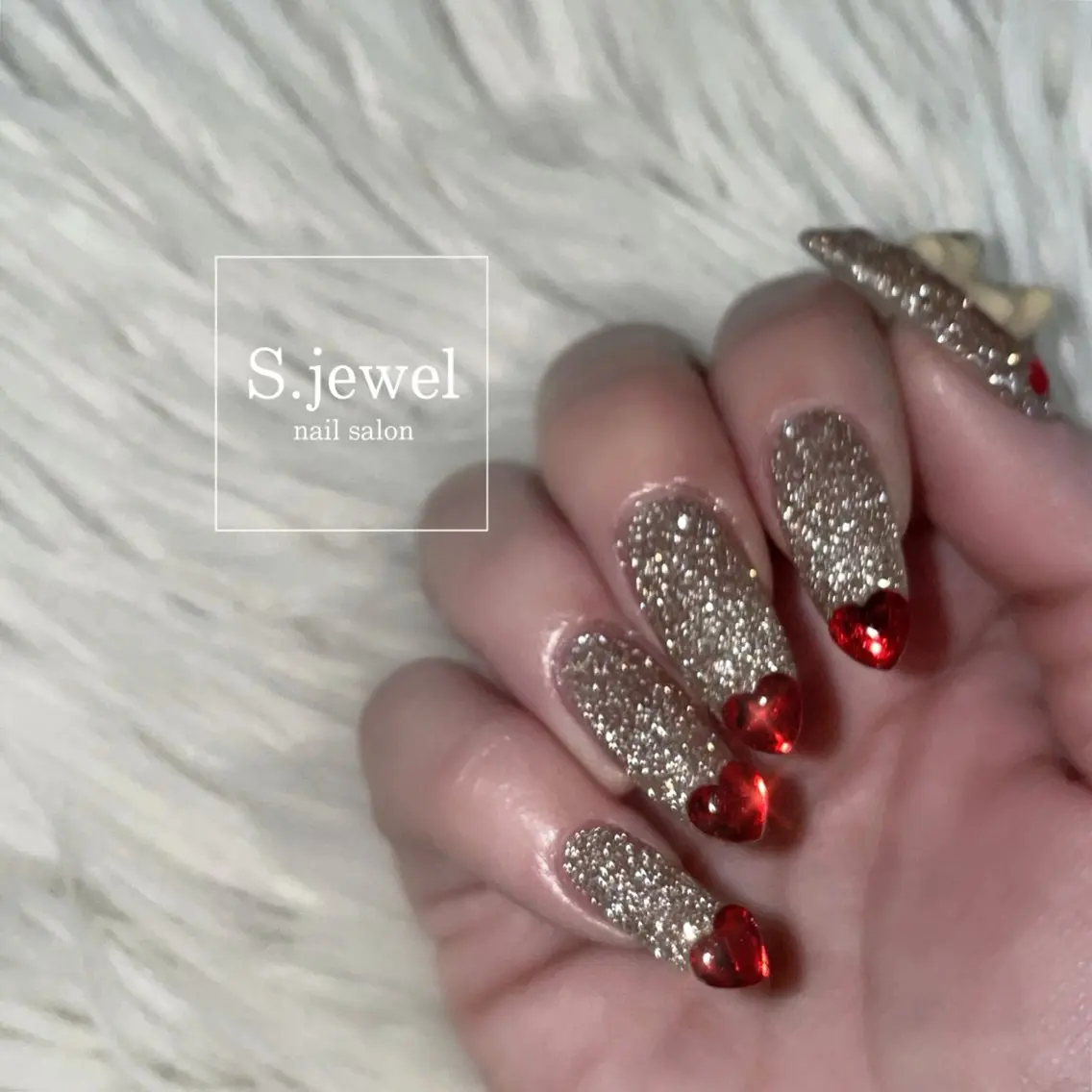 ネイル S. JEWELのネイルデザイン