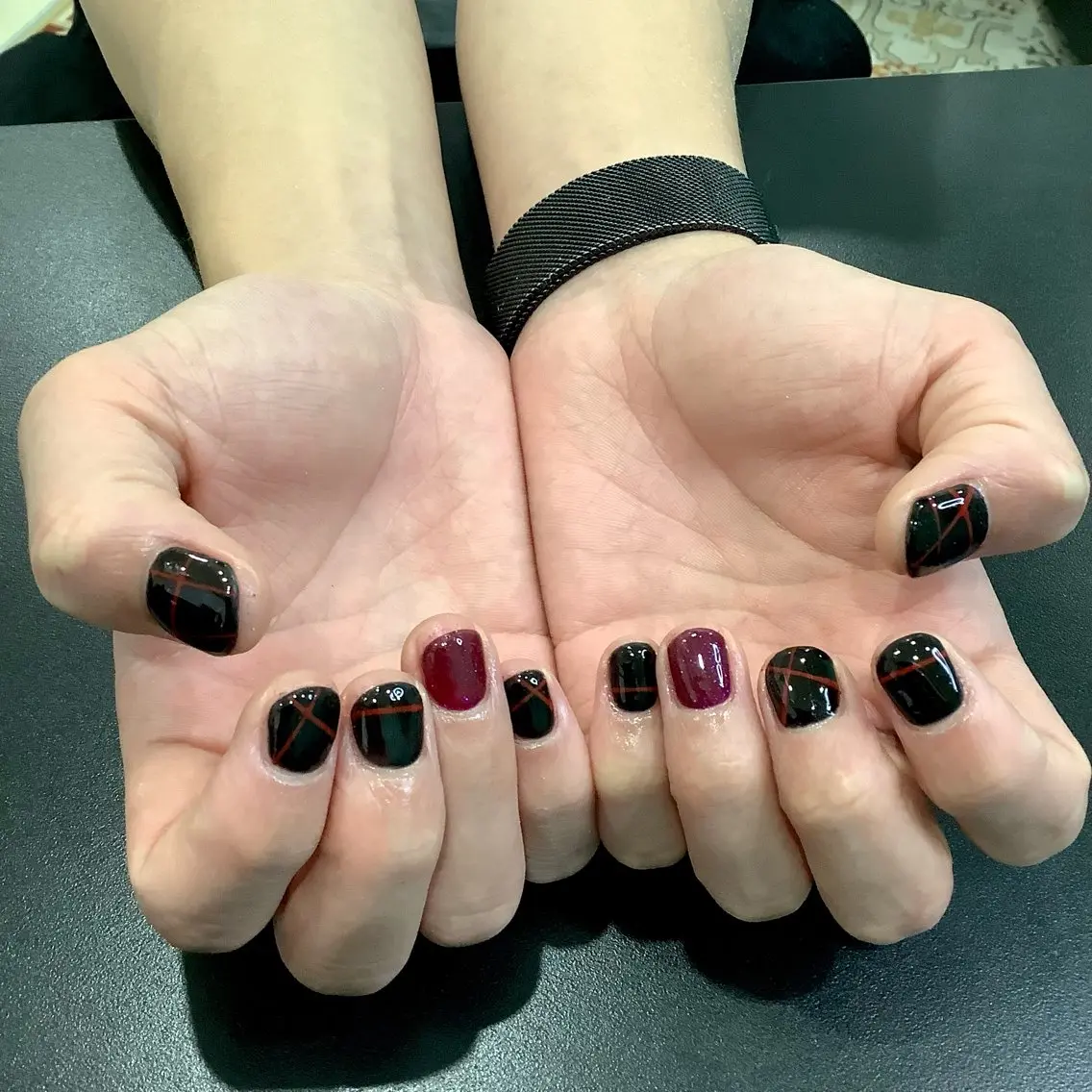 ネイル ハンドネイル ハンドケア 個性派ネイルサロン 💅🏼ターコイズのネイルデザイン