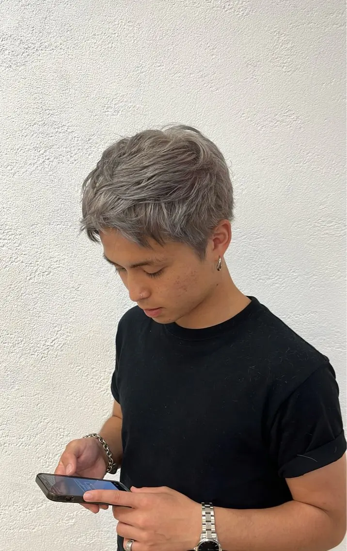 メンズ スパイキーショート 山本 梨華のヘアスタイル