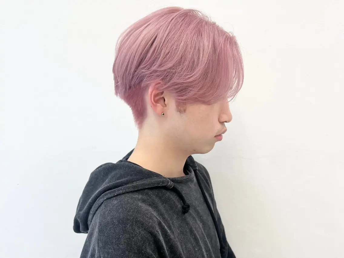 ショート カラー メンズ メンズブリーチ ブリーチ ケアブリーチ デザインカラー ダブルカラー カット ヘアカラー トリートメント HARU//原宿🤍 リピート率NO.1のヘアスタイル