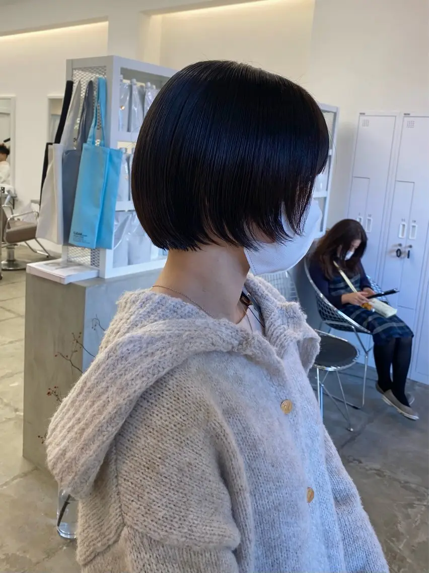 ショート ボブ カット トリートメント サトウ リョウのヘアスタイル