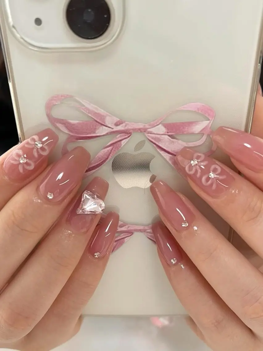 ネイル 韓国ネイル 持ち込み ニュアンスネイル ネイルチップ 冬ネイル ANA.CHUO 本川越店舗のネイルデザイン