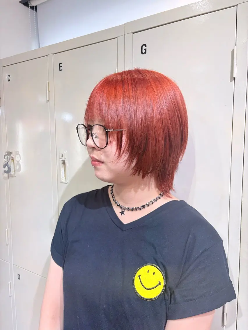 ショート カラー カット ヘアカラー 🧤高明度ハイトーン 🧤莉音のヘアスタイル