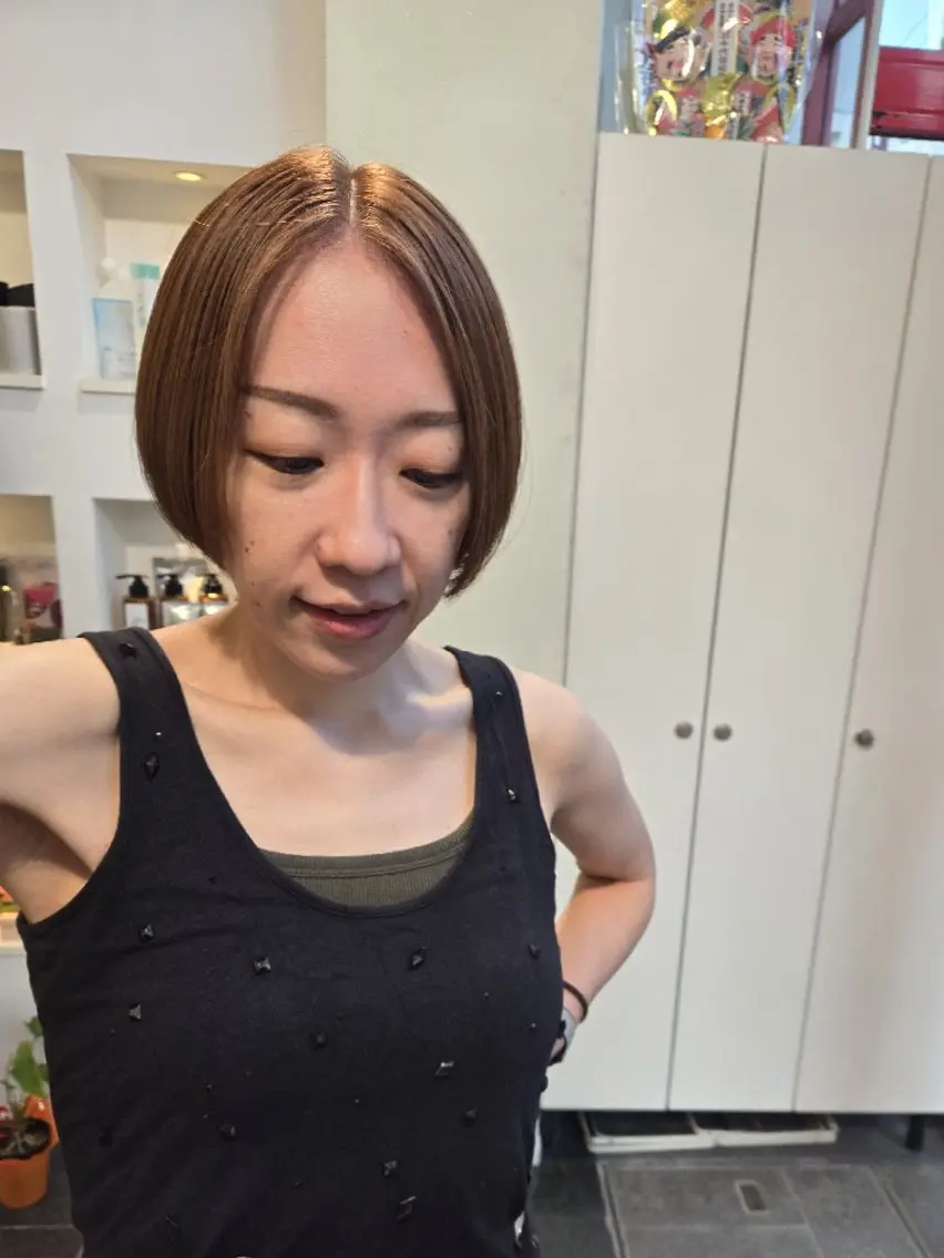 ショート カラー ボブ カット ヘアカラー トリートメント 遠藤 史秋のヘアスタイル