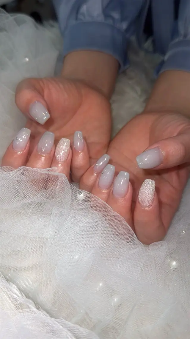 ネイル フラッシュネイル フラッシュマグ フットネイル フレンチネイル 韓国ネイル SAKU nail 作島茜のネイルデザイン