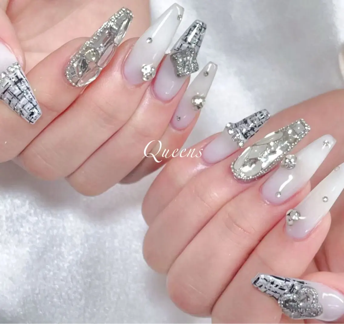ネイル ハンドネイル Queen's ゆなのネイルデザイン