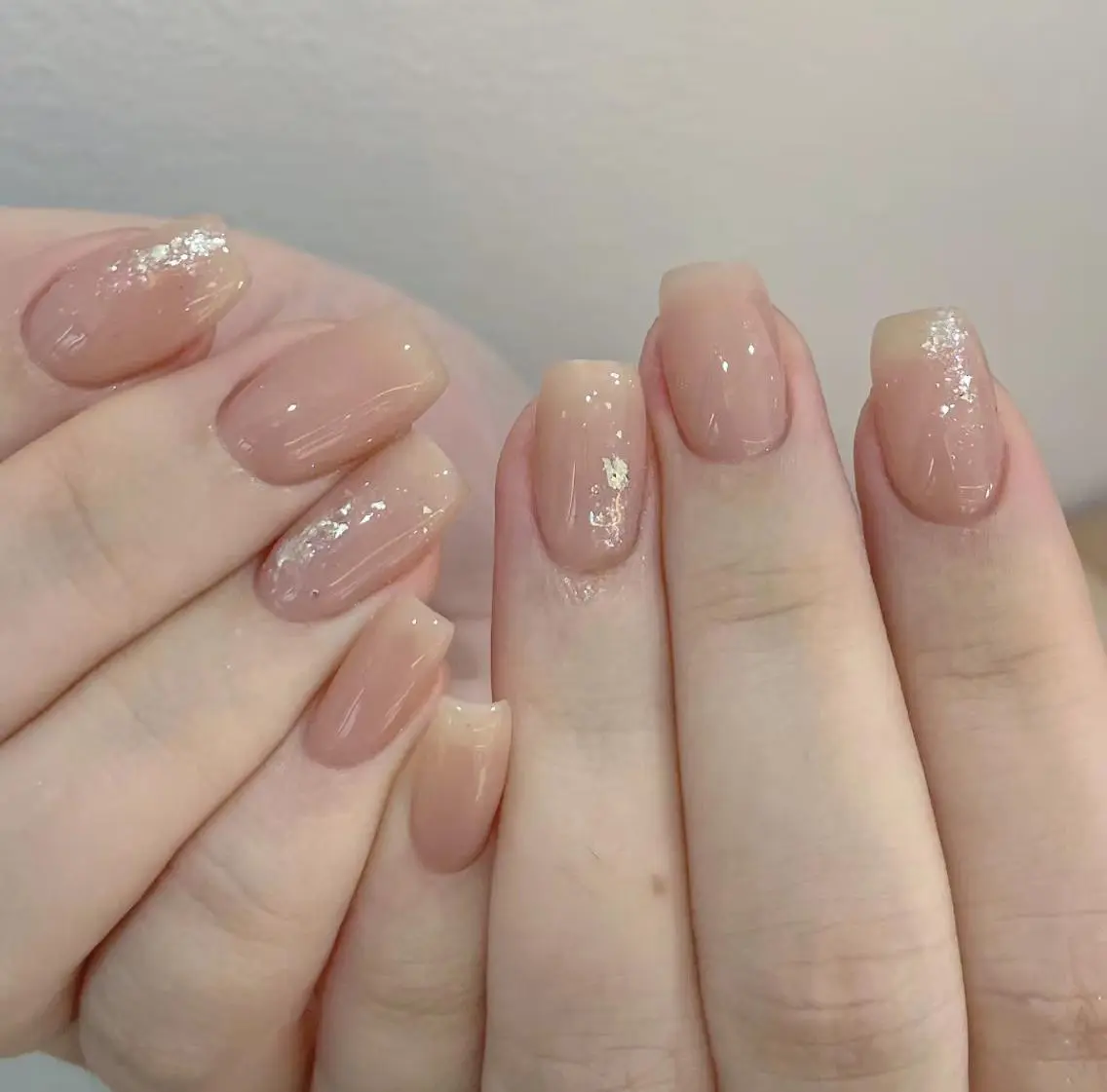 ネイル シンプルネイル 🎀kira 長さだし💗モチ最高のネイルデザイン