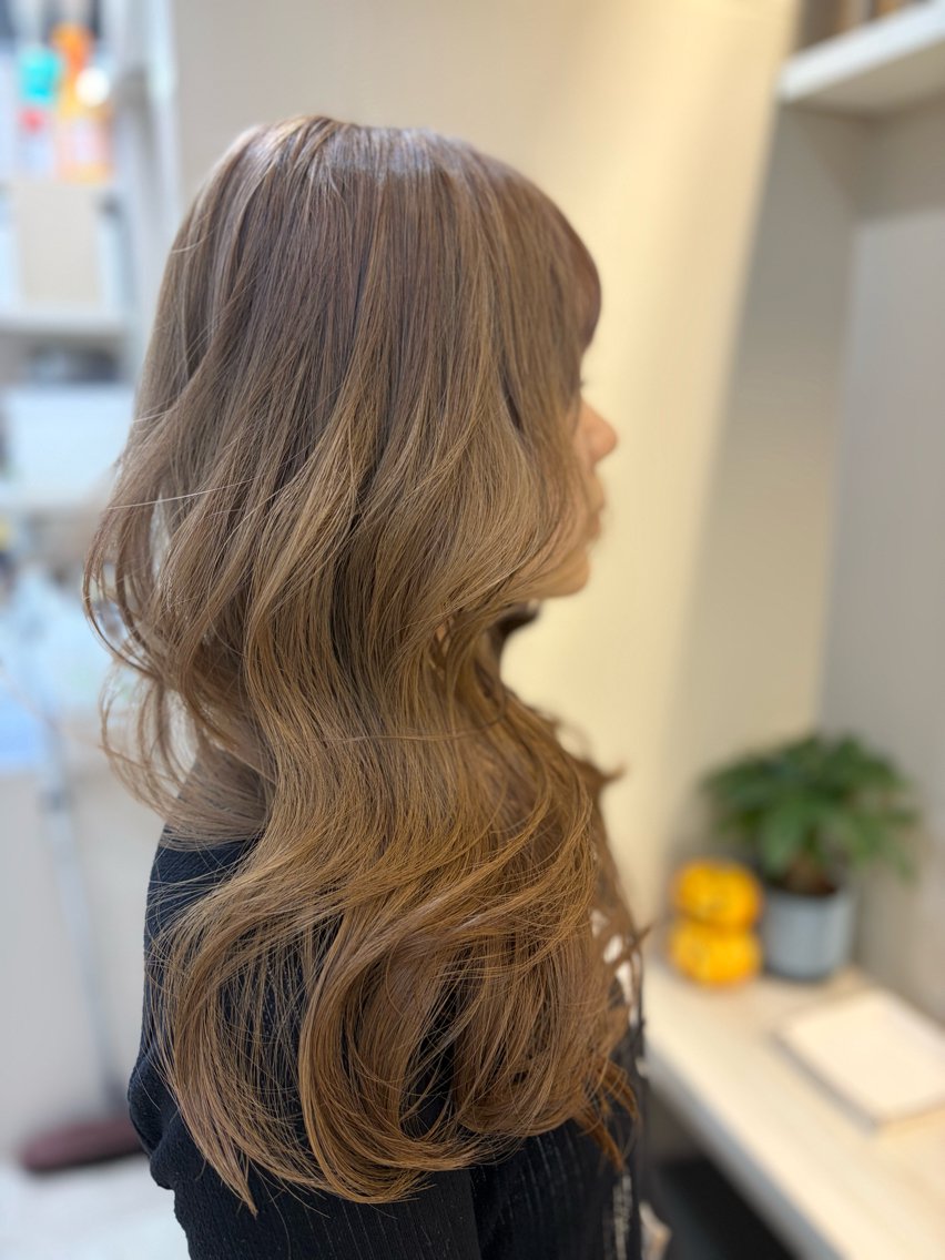 セミロング ヘアカラー トリートメント 【公式】amble luxe池袋東口🩷のヘアスタイル