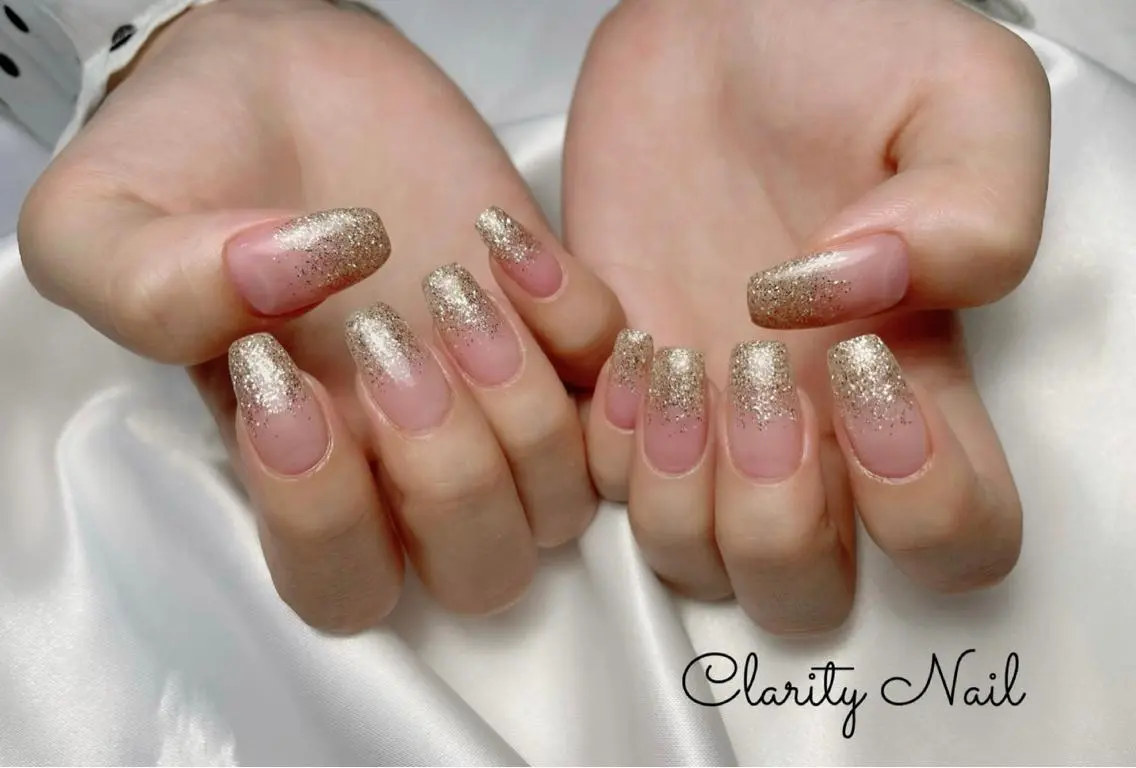 ネイル グラデーション ラメ(グリッター) ラメグラデーション ハンドネイル Clarity Nailのネイルデザイン
