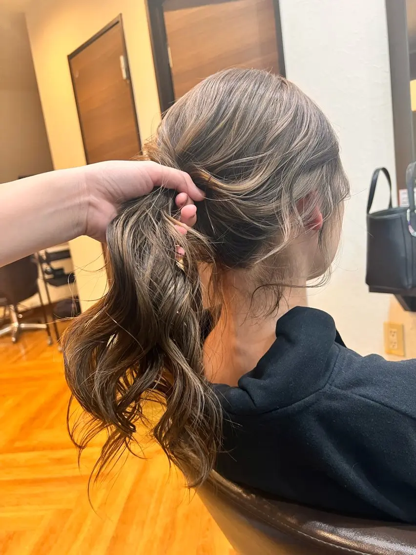 ロング カラー ハイライトカラー ハイライト たけかわ みずきのヘアスタイル
