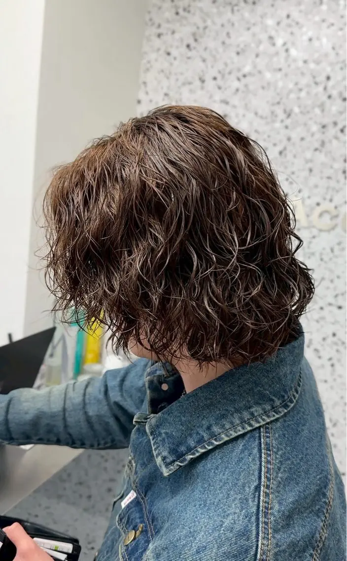 ショート カラー パーマ メンズ特化／ツイスパ ／波巻き／松本真生のヘアスタイル