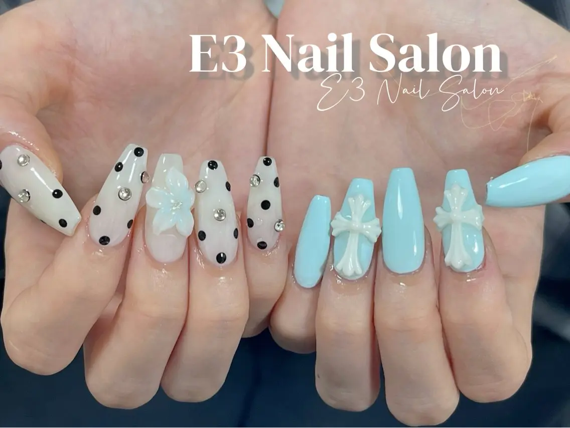 ネイル 桜ネイル フレンチネイル ジェルネイル ガラスフレンチ グラデーション ハンドネイル E3 Nail Salonのネイルデザイン