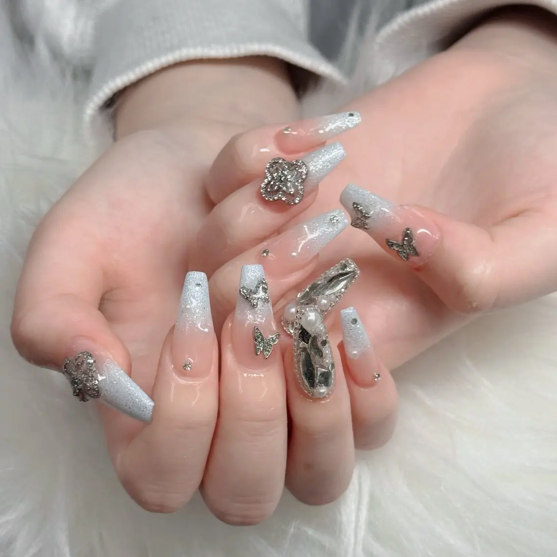 ネイル フットネイル フレンチネイル グラデーション 韓国ネイル ロングネイル Hani Nail Salonのネイルデザイン