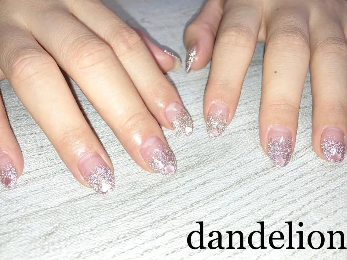 ネイル フラッシュネイル ハンドネイル ハンドケア dandelion ダンデライオンのネイルデザイン