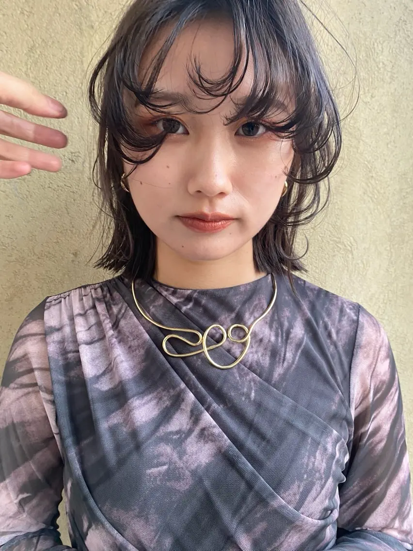 ミディアム カット ヘアカラー トリートメント saya/似合わせ /透明感カラーのヘアスタイル