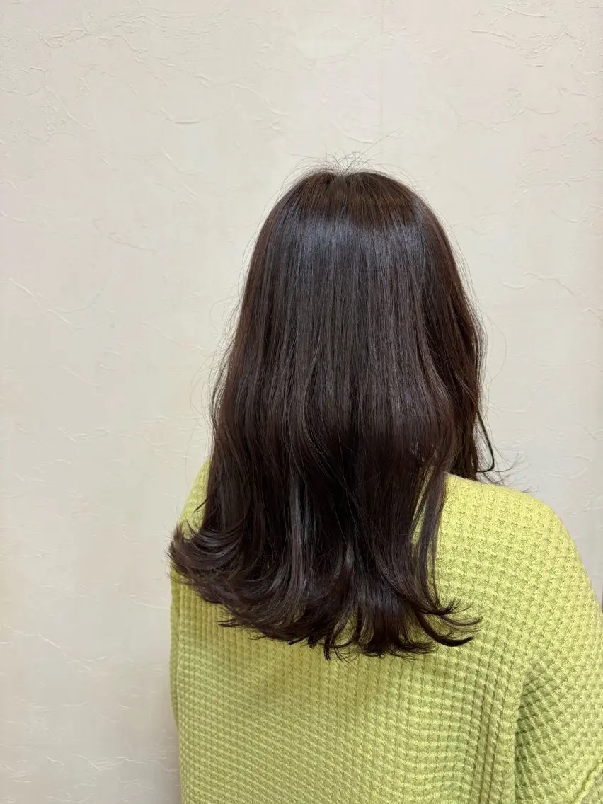 ロング カラー 亀田 未有のヘアスタイル