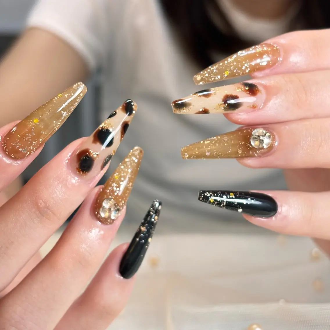 ネイル 桜ネイル 長さ出し フレンチネイル 韓国ネイル マグネットネイル ハンドネイル Kiwami nailsalonのネイルデザイン
