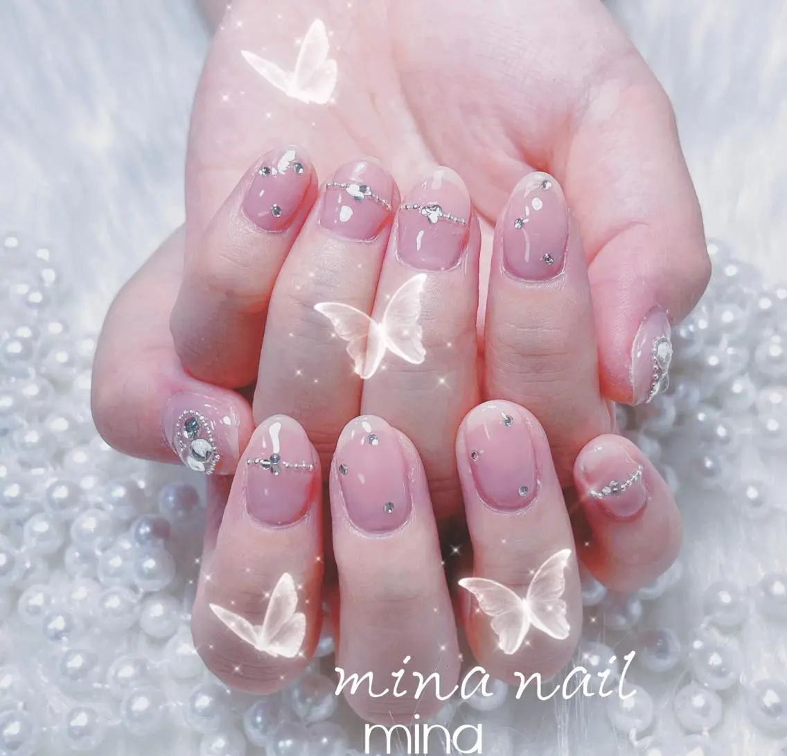 ネイル 🎀まゆ 🪽🐾のネイルデザイン