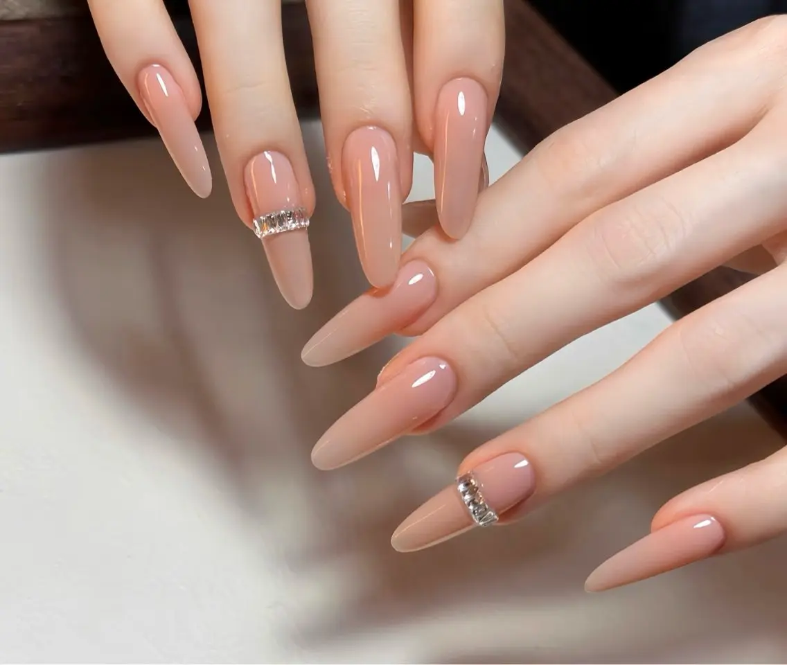 ネイル ハンドネイル H3 Nail Miniのネイルデザイン