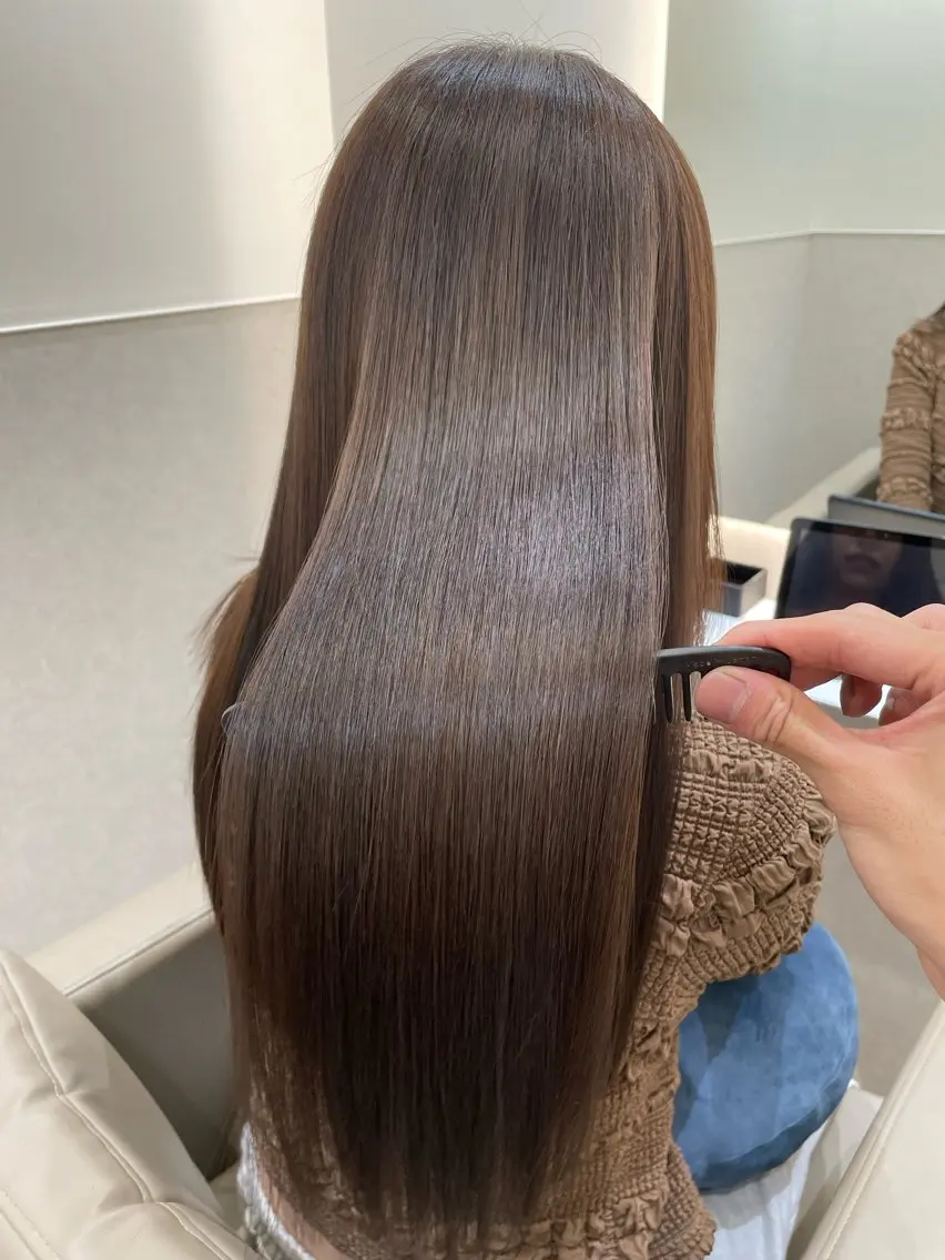 ロング カット ヘアカラー トリートメント 髪質改善🌿 縮毛矯正🕊️ヒロキのヘアスタイル