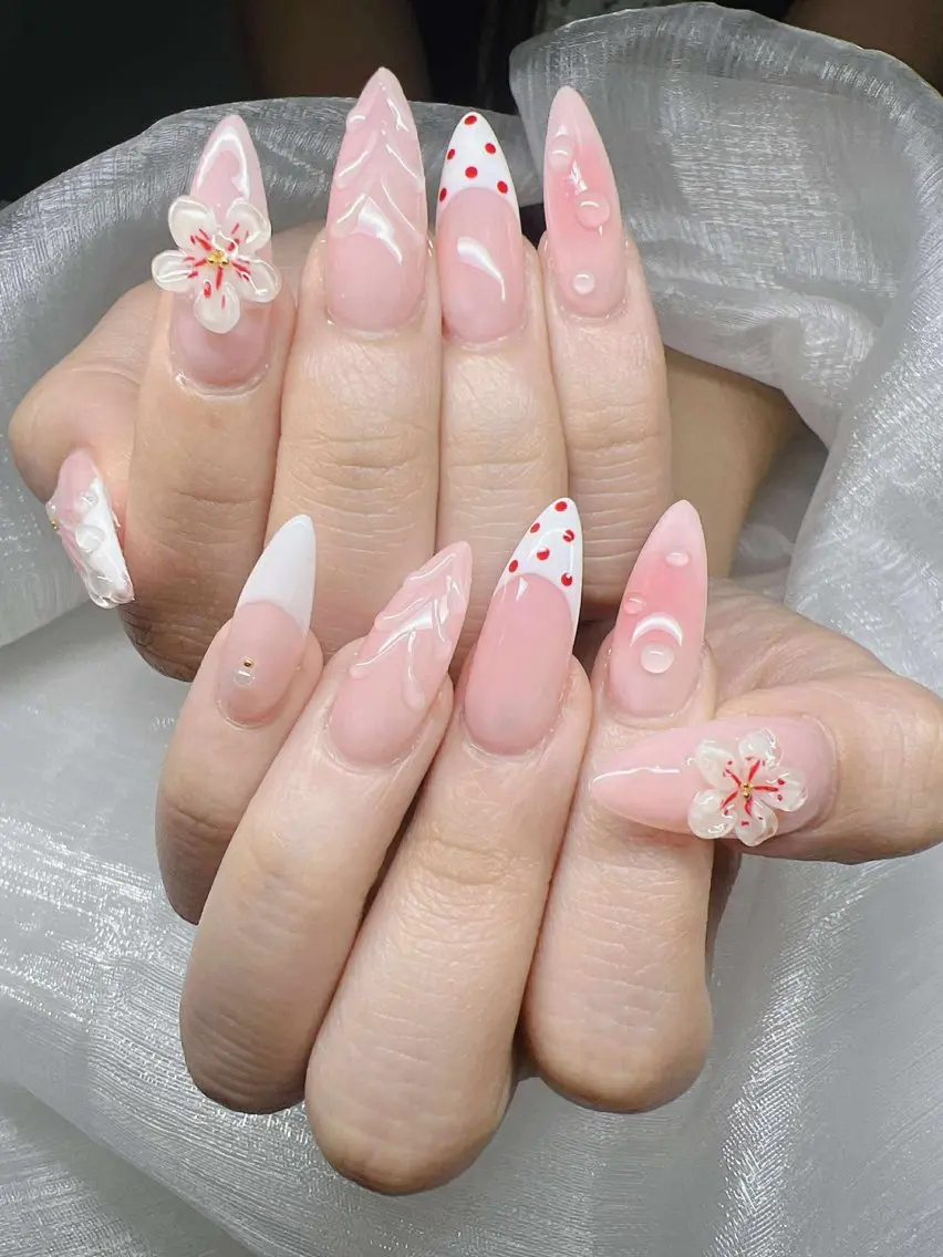 ネイル ハンドネイル Lee Nailsのネイルデザイン