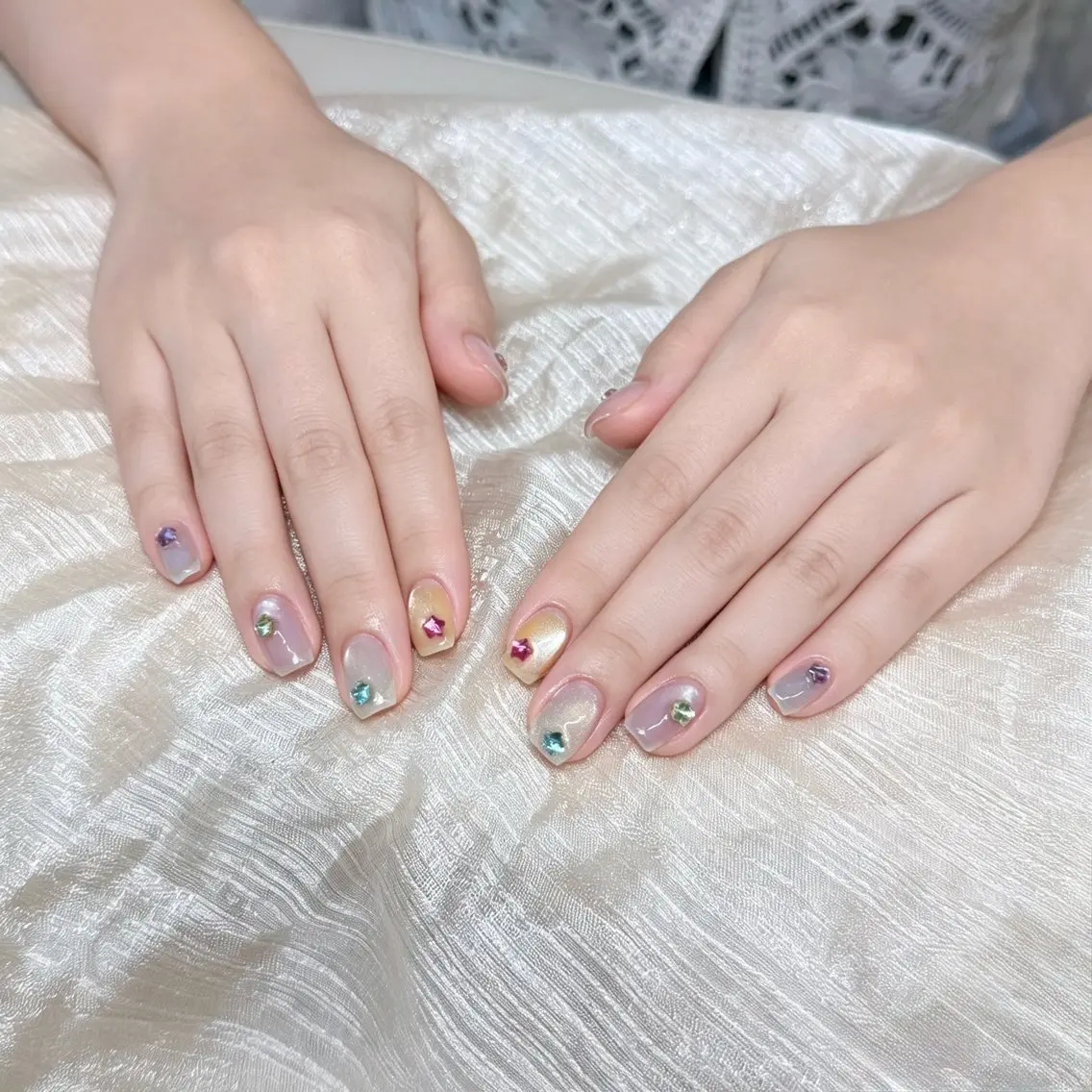 ネイル ハンドネイル ネイルサロンエクラ キキ🍒のネイルデザイン