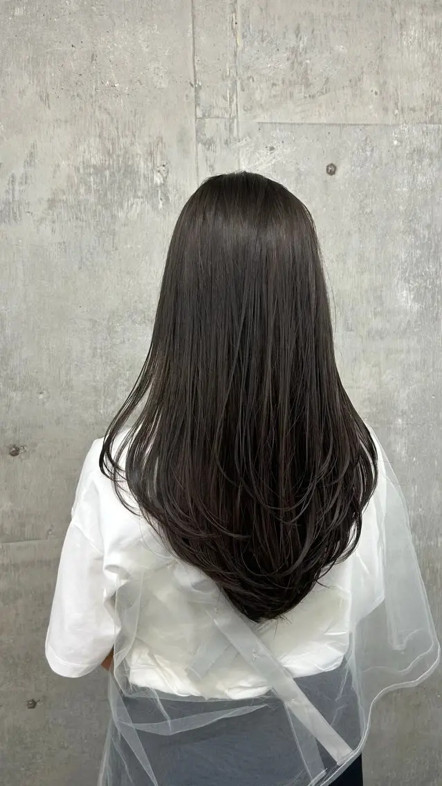 セミロング カラー グレージュ オリーブグレージュ オリーブグレー レイヤーカット ヘアカラー トリートメント 髪質改善カラー🦋 レイヤー/ナカネのヘアスタイル