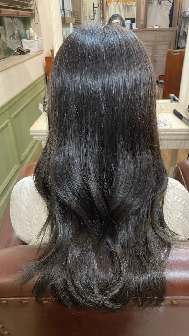 カラー グレージュ メンズパーマ✨️/ 縮毛カラー🫧あきはのヘアスタイル