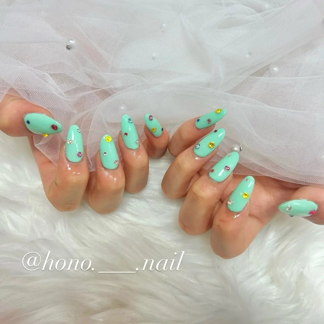 ネイル ハンドネイル NailSalo AriuMのネイルデザイン