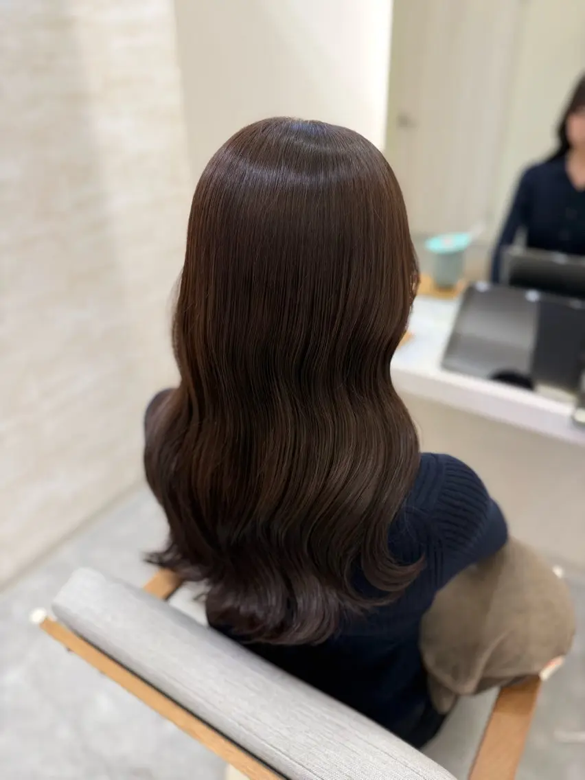 セミロング ヘアカラー トリートメント 髪質改善&艶感カラー 🪄岡井美結のヘアスタイル
