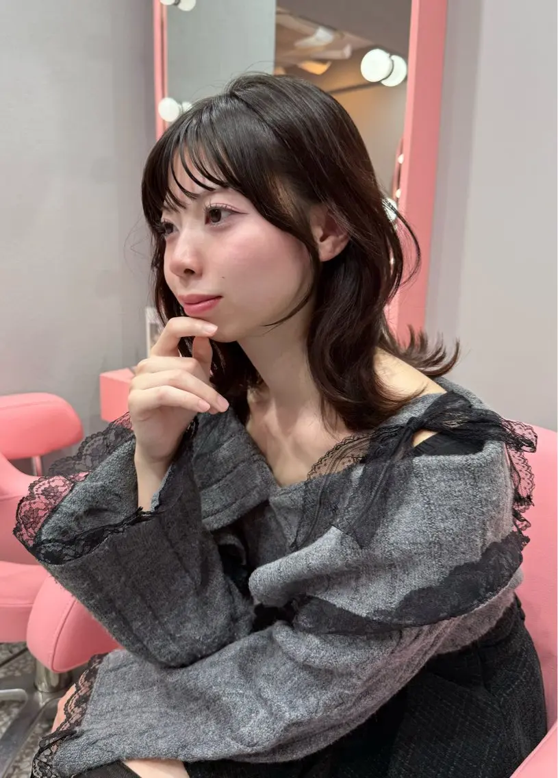 ロング カット yuna 原宿/透明感カラーのヘアスタイル