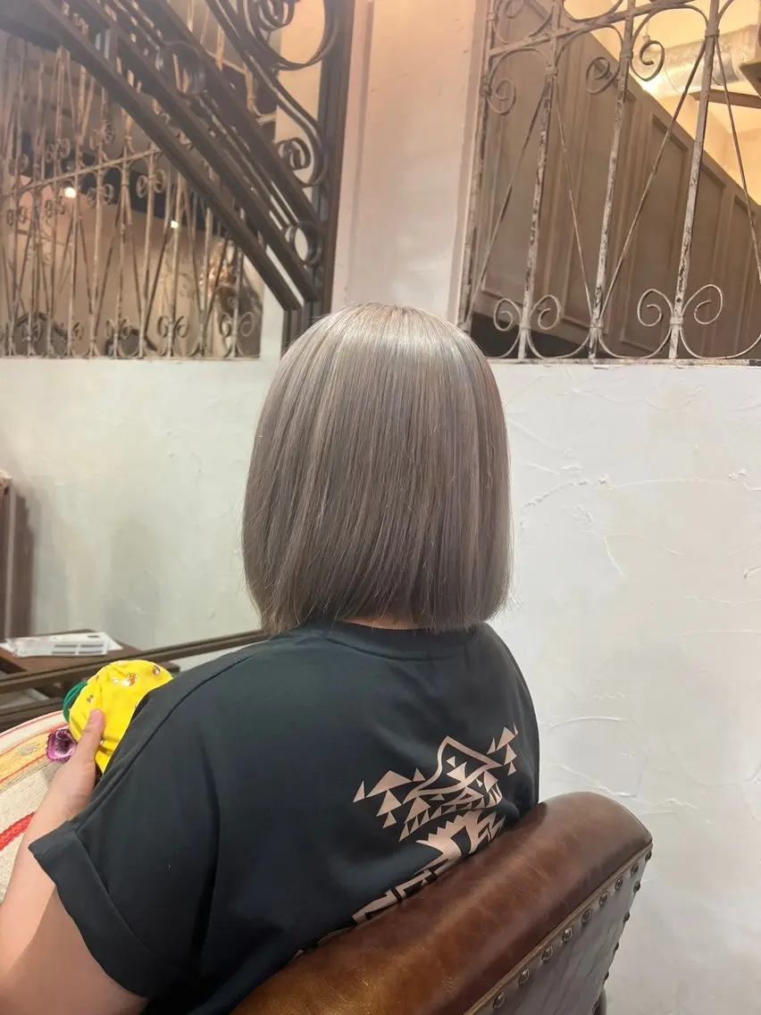 ショート カラー ブリーチ ケアブリーチ ヘアカラー 【Belle】 MIYUKO🤎のヘアスタイル