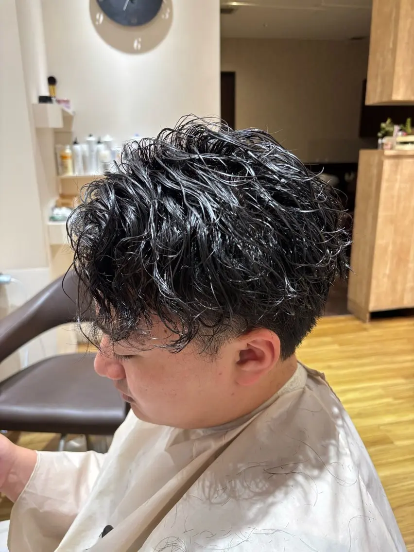 パーマ メンズ カット パーマ 渡辺 大雅のヘアスタイル