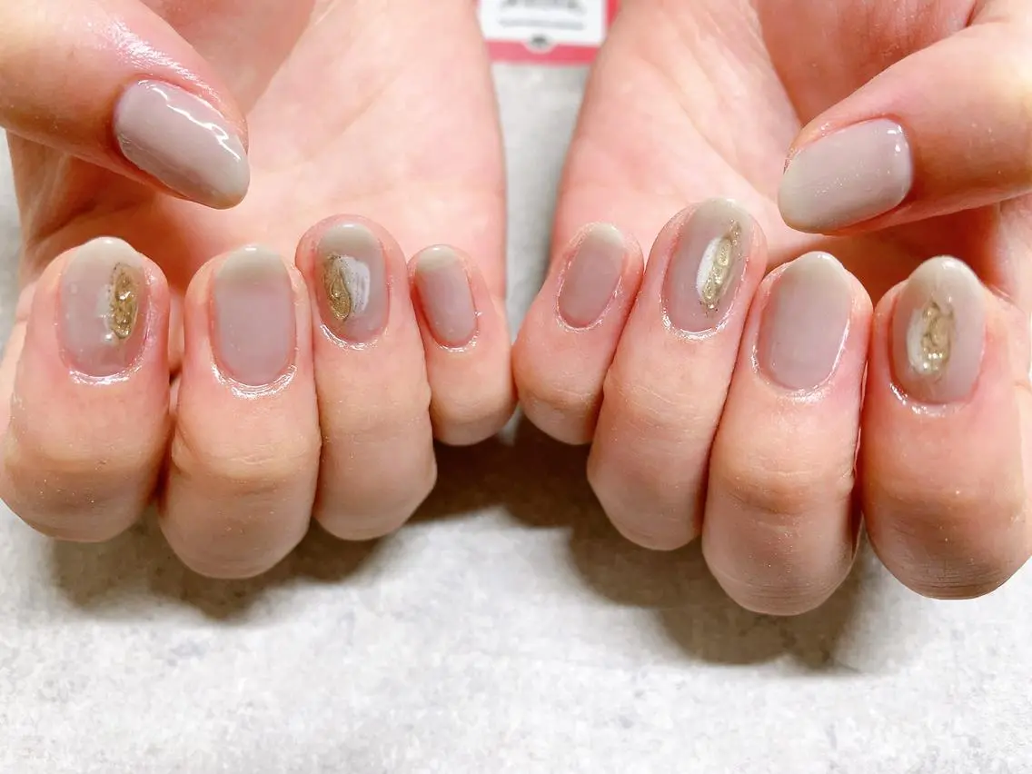 ネイル オーロラネイル フラワーネイル フットネイル フレンチネイル ジェルネイル ハンドネイル mogunail &blowのネイルデザイン