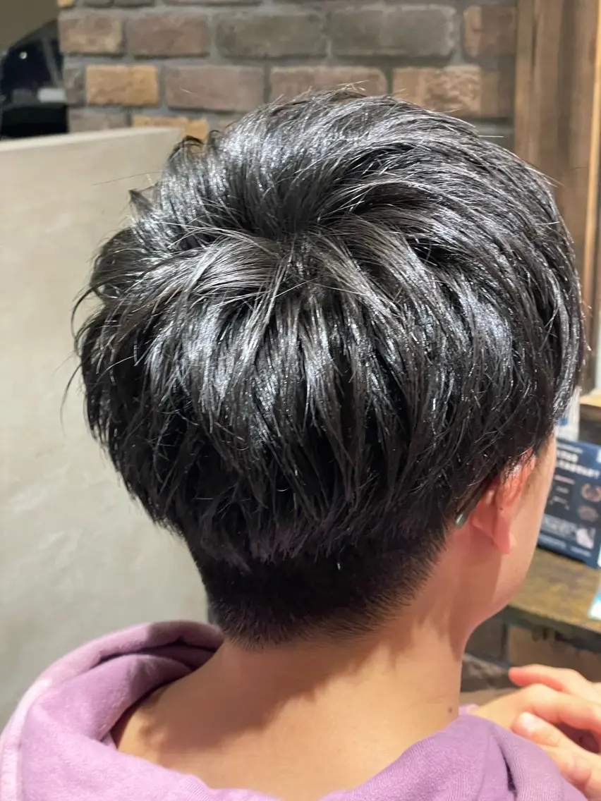メンズ 寒河江 真希のヘアスタイル