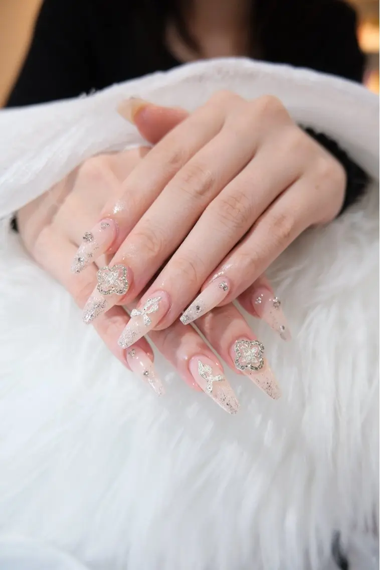 ネイル ハンドネイル Anmi Nail 新宿のネイルデザイン