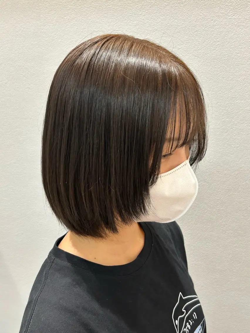ショート カラー アッシュ アッシュグレー アッシュグレージュ ブリーチ グレージュ ヘアカラー NewStyle SO-HOのヘアスタイル
