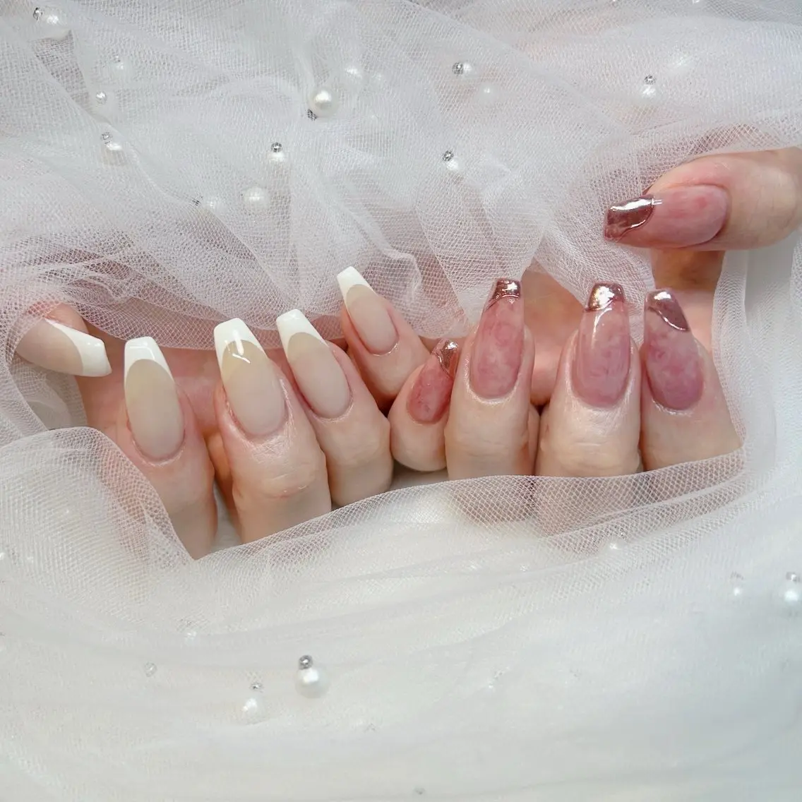 ネイル フレンチネイル ミラーネイル ニュアンスネイル Naru Kelinailのネイルデザイン