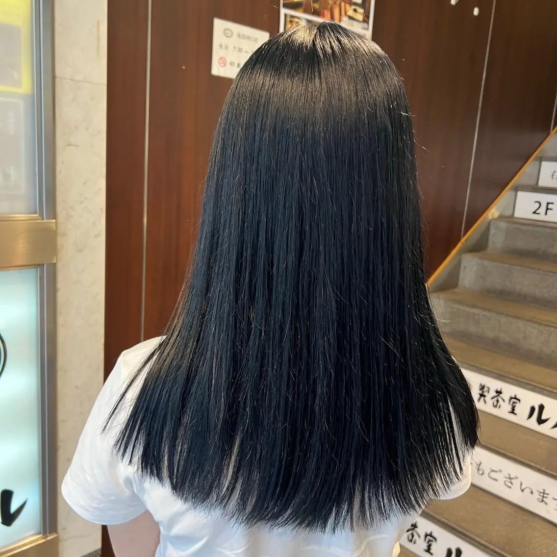 カラー 透け上品ハイトーン 職人ゆうと🤍のヘアスタイル