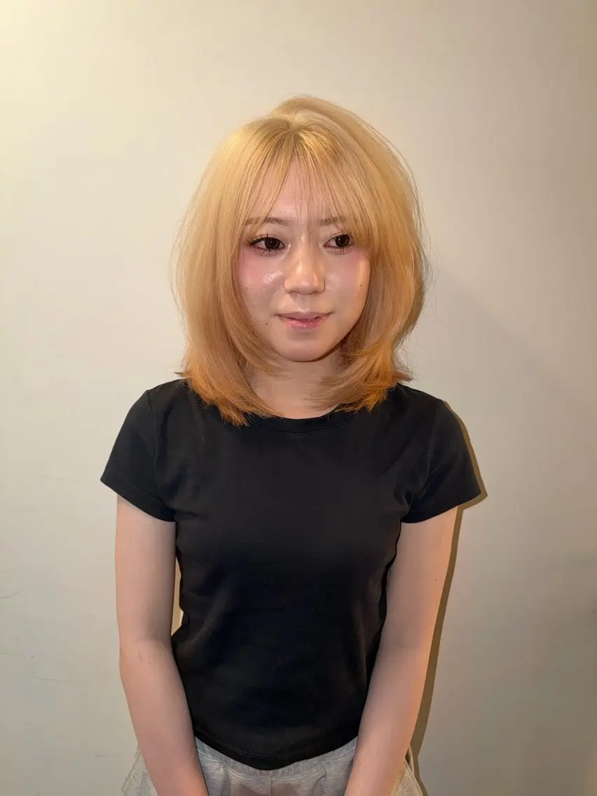 ミディアム カット ヘアカラー トリートメント ヘアセット Mikoto /透明感/ブリーチのヘアスタイル