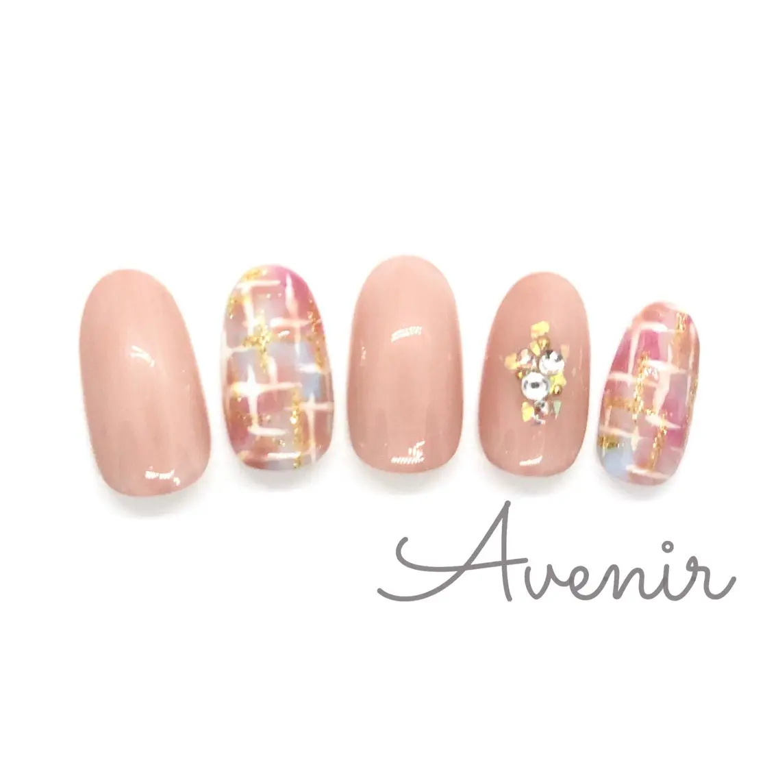 ネイル Avenir 表参道 nail&eye予約のネイルデザイン