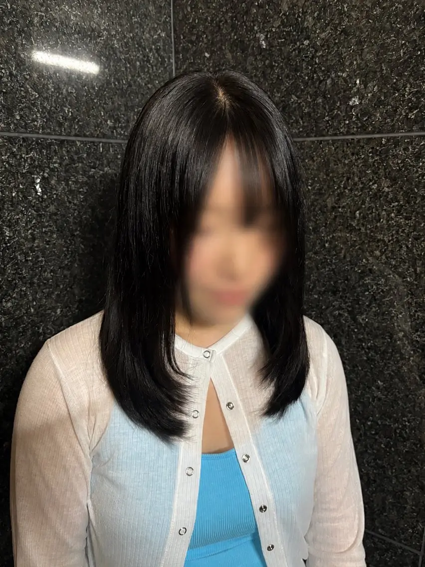 セミロング カラー カット ヘアカラー 野口 楓華のヘアスタイル