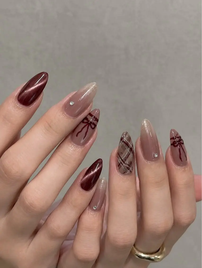 ネイル オーロラネイル 長さ出し フレンチネイル ジェルネイル マグネットネイル ハンドネイル Luci Nail Shinokuboのネイルデザイン