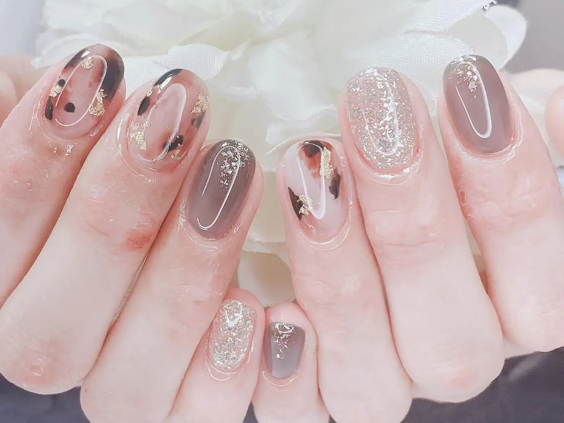 ネイル アニマル柄 アートネイル フレンチネイル グラデーション キラキラネイル Nail Salon ertiのネイルデザイン