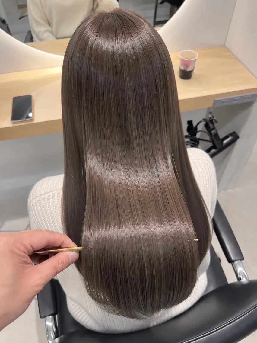 ロング ヘアカラー kyamyi キャミーのヘアスタイル