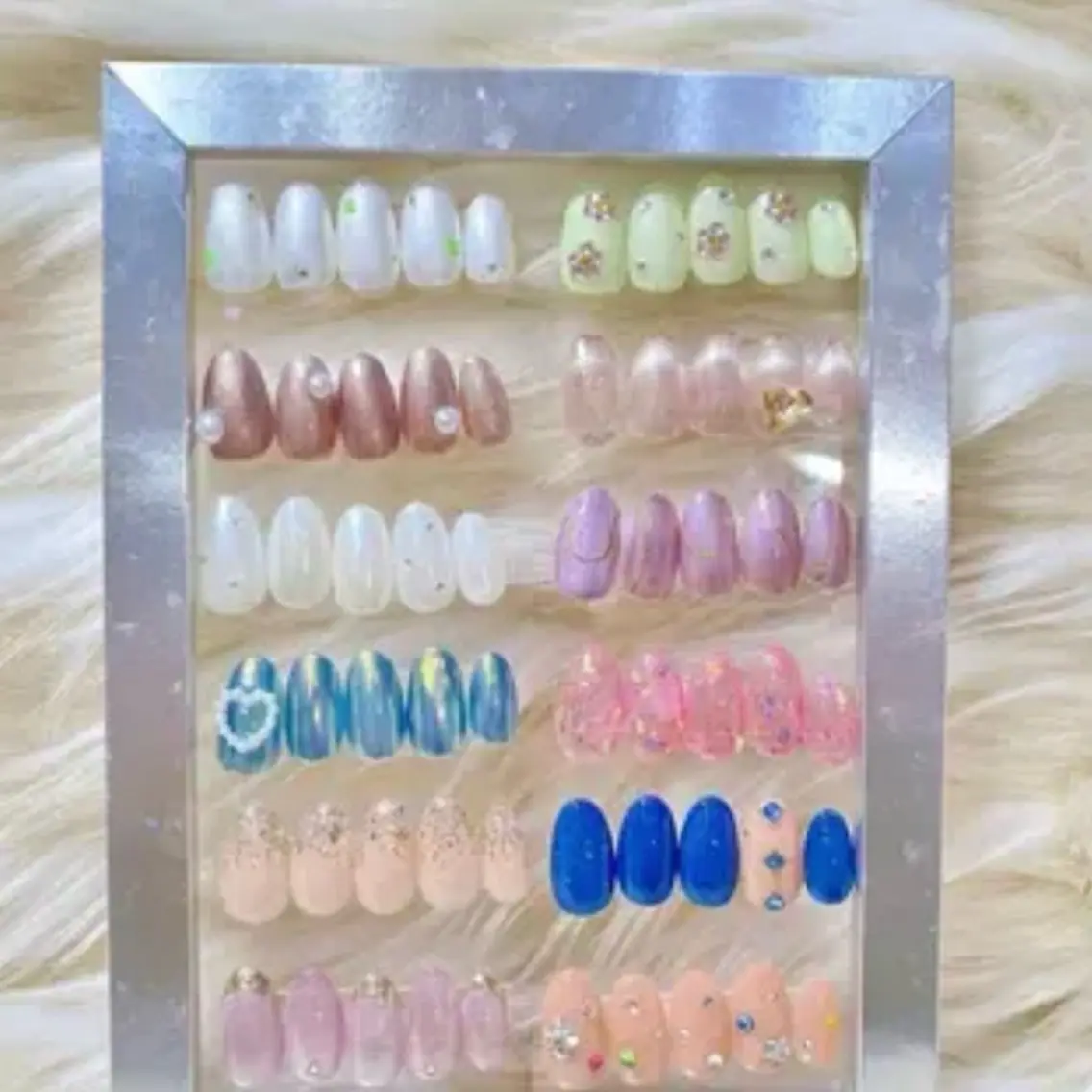 ネイル ハンドネイル Nail&eyeBe lire新宿YANOのマツエク・マツパデザイン